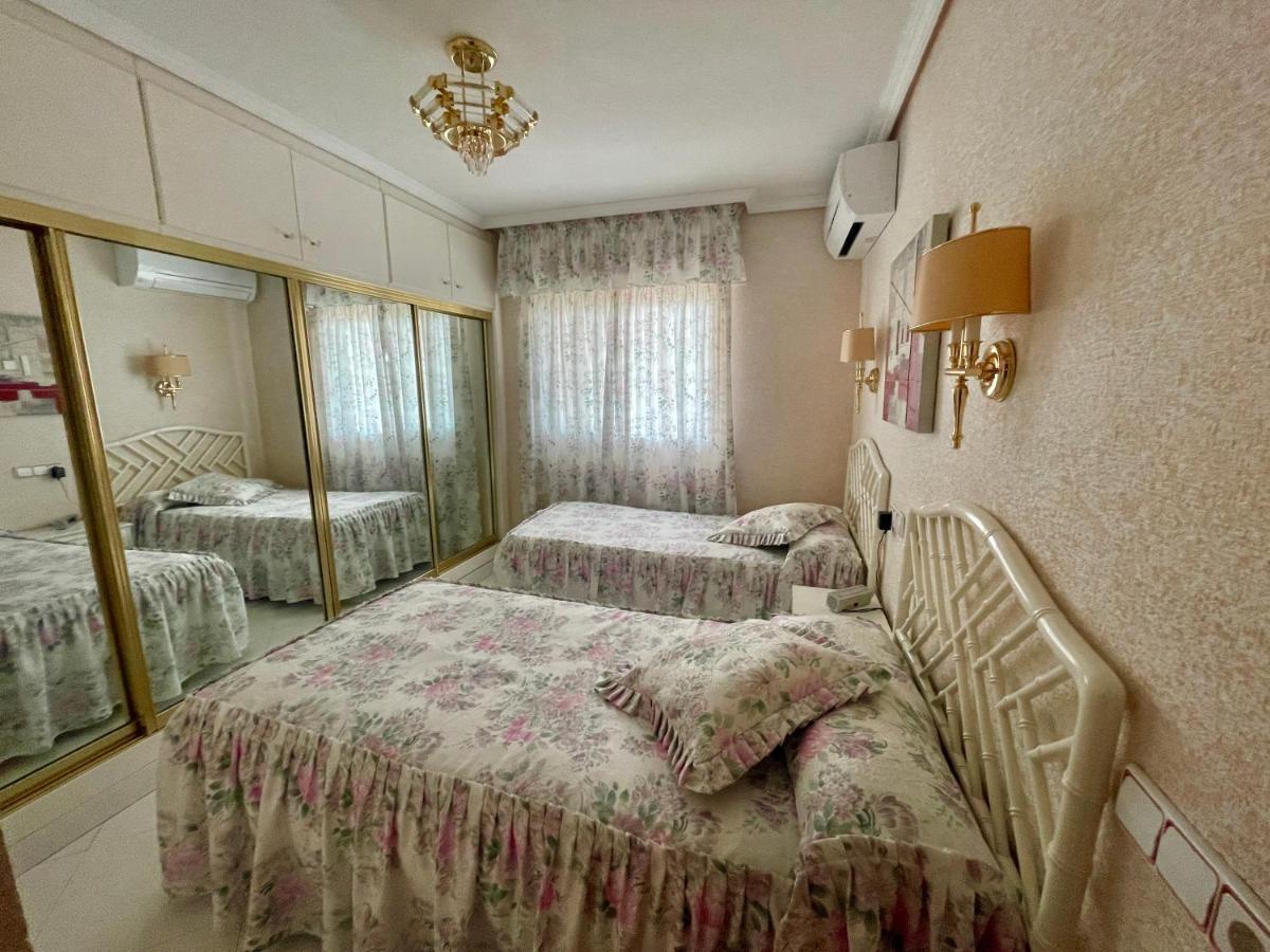 Apartamento Turistico La Pinta Planta 18 Benidorm Extérieur photo